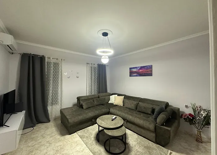 Nunu\'S Central Apartment